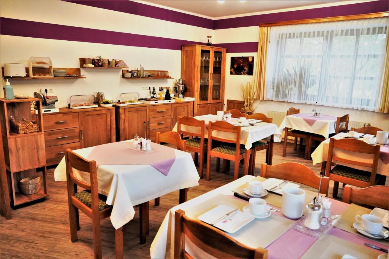 Gaestehaus Strini Jennersdorf Bagian luar foto